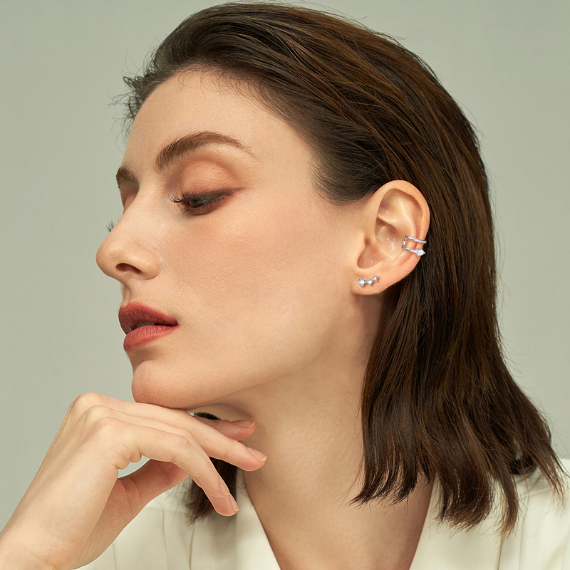 IOGOU Cuff Earrings for Women  - Women'S Emo Accessories recensione e prezzo