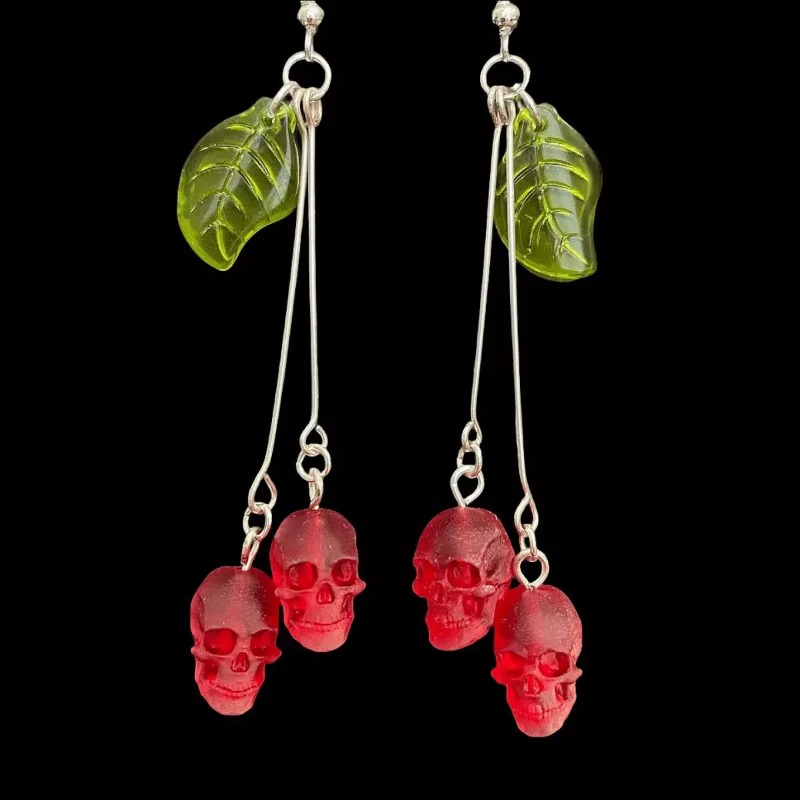 Gothic Skull Cherry Earrings f - Women'S Vampire Accessories recensione e prezzo