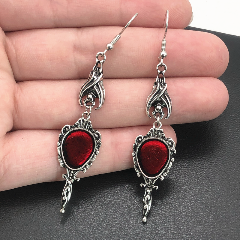 Vintage Vampire Bat Magic Mirr - Women'S Vampire Accessories recensione e prezzo