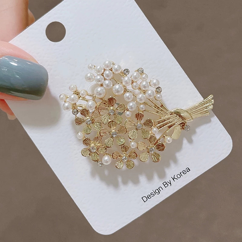 Ladies Delicate Bouquet Pearl  - Women Accessories Bouquet recensione e prezzo