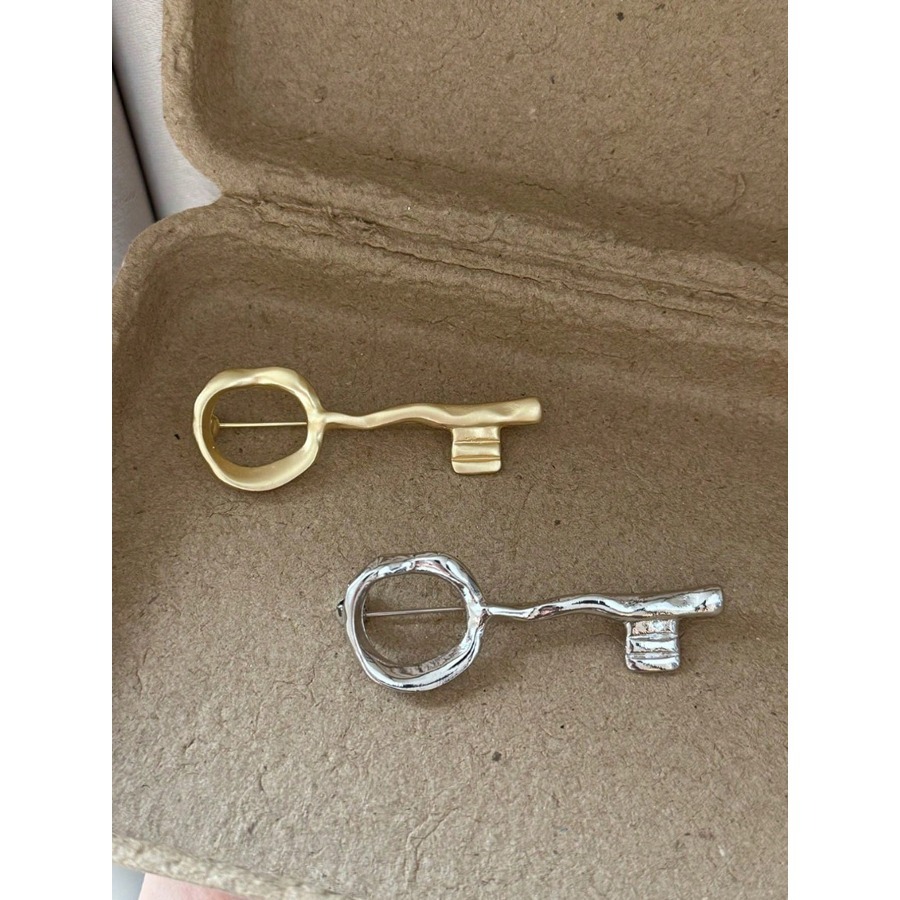 1PCOld Money Abstract Key Broo - Women'S Accessories For Formal Wear recensione e prezzo