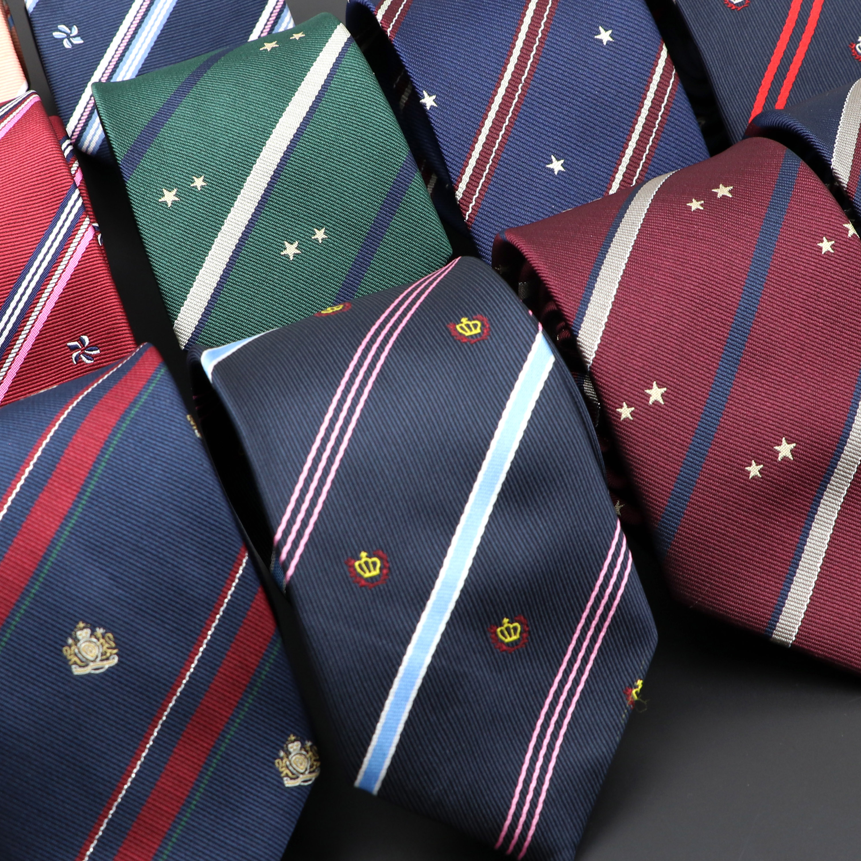 New School Formal Uniform Tie  - Women'S Accessories For Formal Wear recensione e prezzo