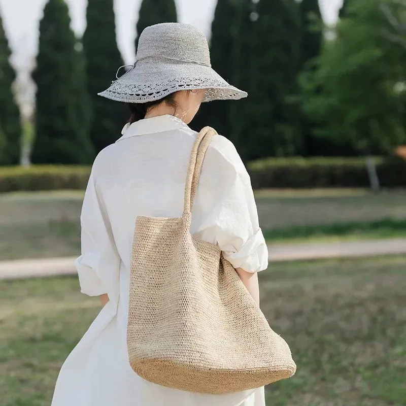 Premium raffia woven tote bag  - Women'S Accessories Handbags recensione e prezzo